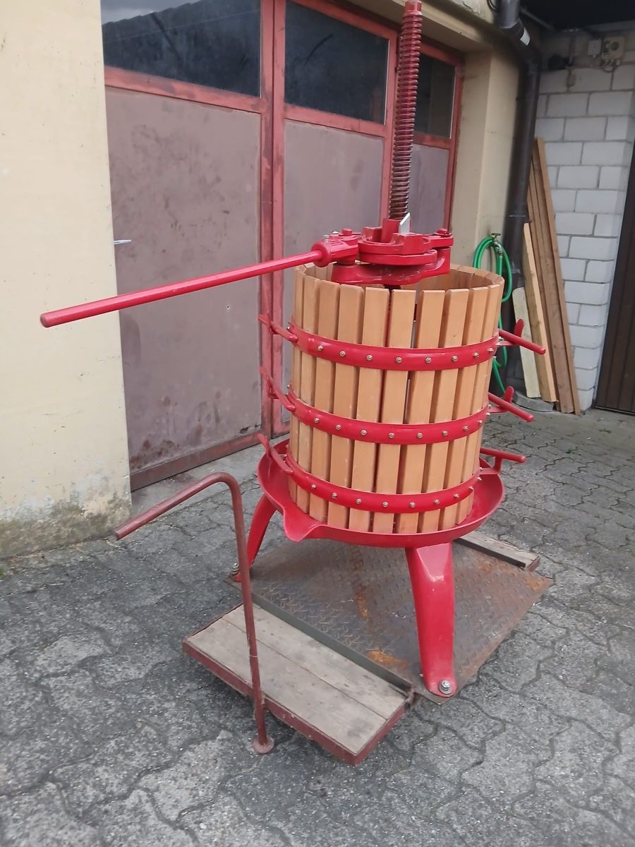 Tutte le macchine: Obstpresse – Usato da Rickenbach LU venduto da tower17 1