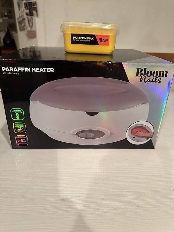 Altro per la cura del corpo: Bloom Nails Paraffin Heater – Nuovo e nell'imballaggio originale da Hütten venduto da bri_kkp6 1