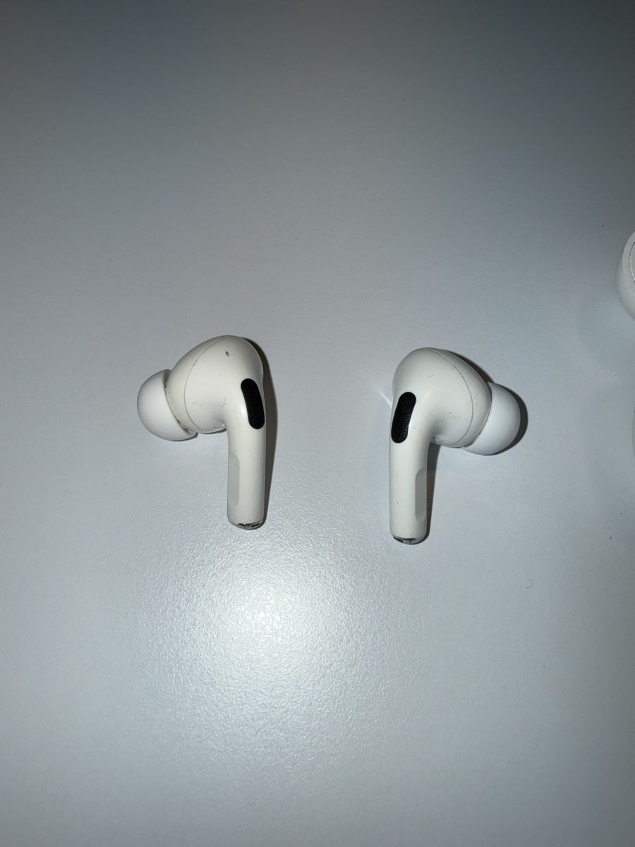 Apple Cuffie: AirPods Pro Gen 1 – Usato da Dübendorf venduto da ala_v9xb 4