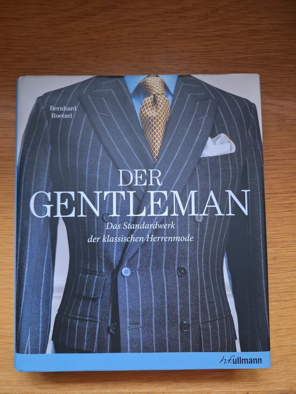 Bücher: Buch "Der Gentleman" von Bernhard Roetzel, Herrenmode – Gebraucht aus Starrkirch-Wil von Mambostar
