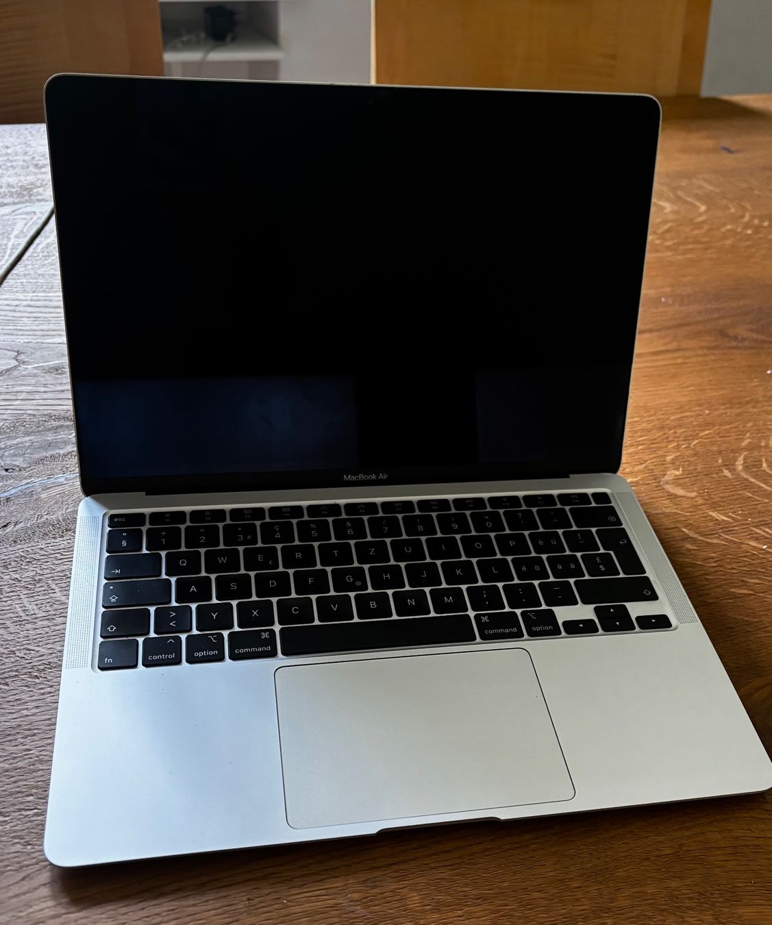 Apple Notebooks: MacBook Air 2020 – Gebraucht aus Biel/Bienne von uma_n75g