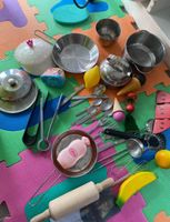 Kinderspielküche Zubehör Set Töpfe Früchte Holz Metall 48tlg