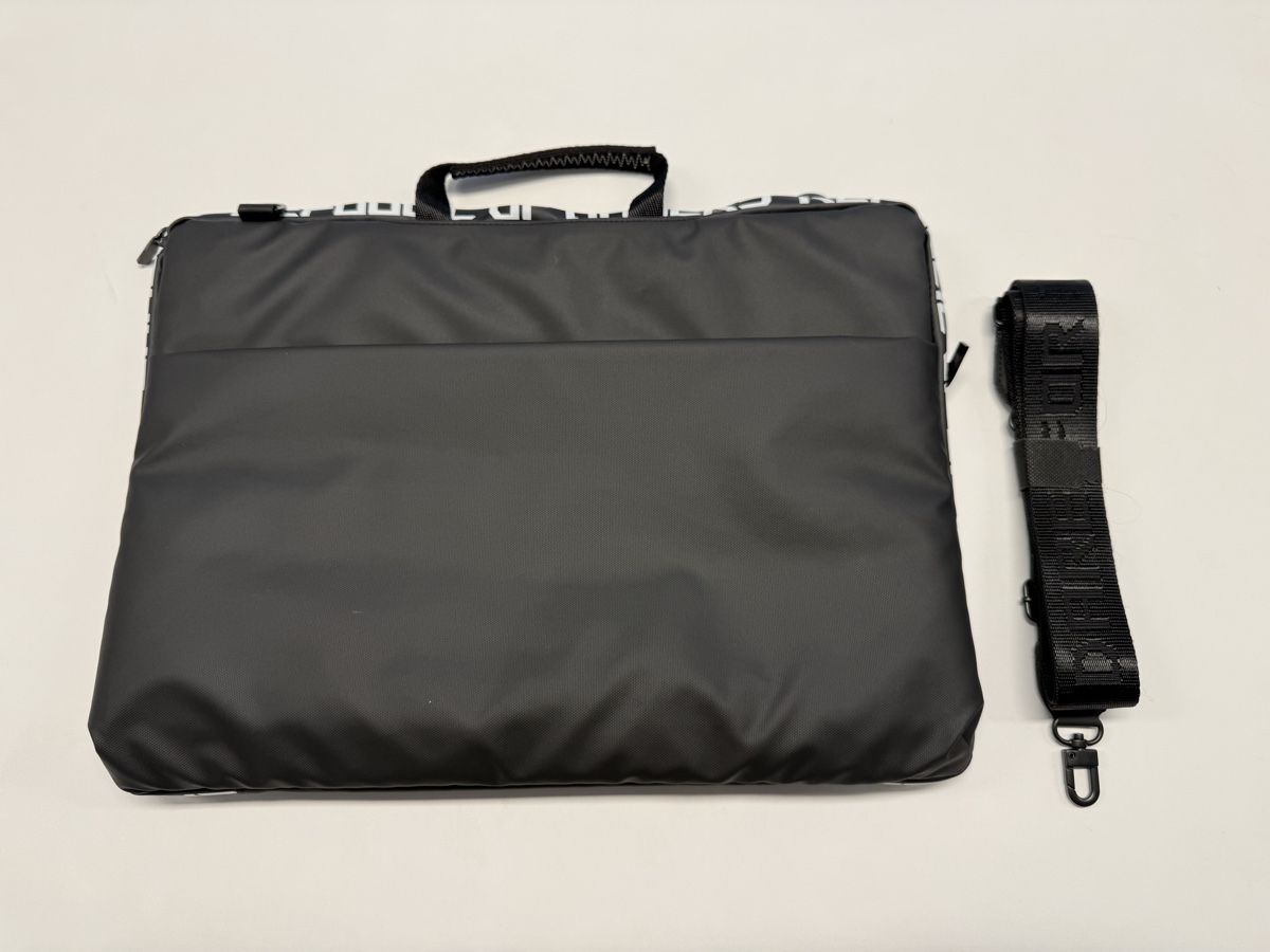 Asus Borse: ASUS ROG Ranger Laptoptasche mit Mausmatte ASUS – Nuovo (secondo la descrizione) da Allschwil venduto da Vespalino48 1