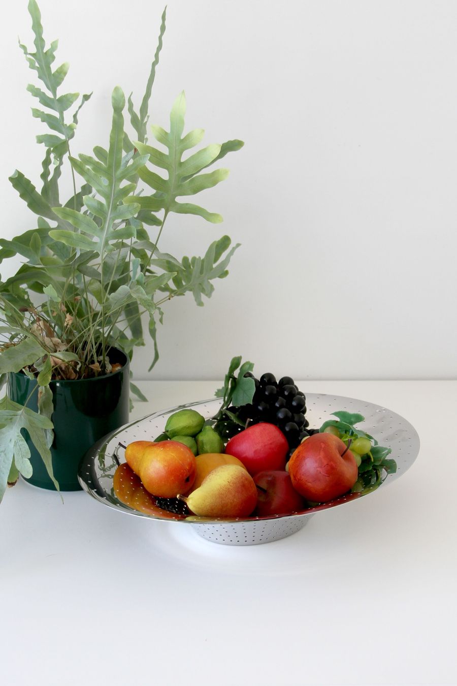 Statuette: Alessi Wohndesign - grosse Edelstahl Schale " – Usato da Merlischachen venduto da sammlerstueck 2