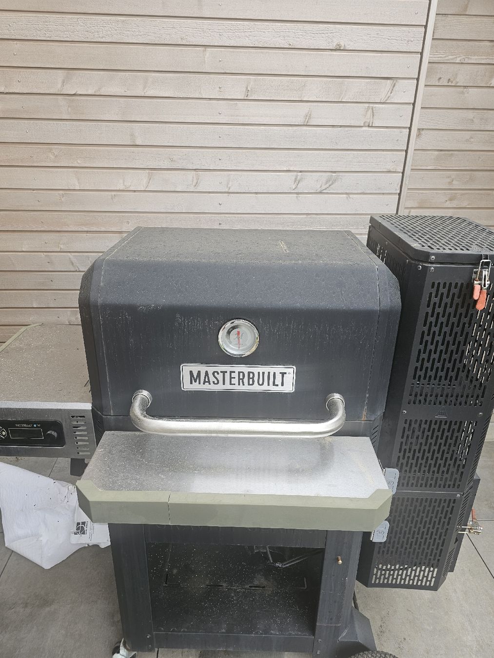 Grills: Masterbuilt Gravity 800 – Gebraucht aus Aarberg von eldel
