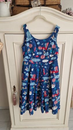 50 Jahre Tolles sommerliches Kleid von Emilyandfin