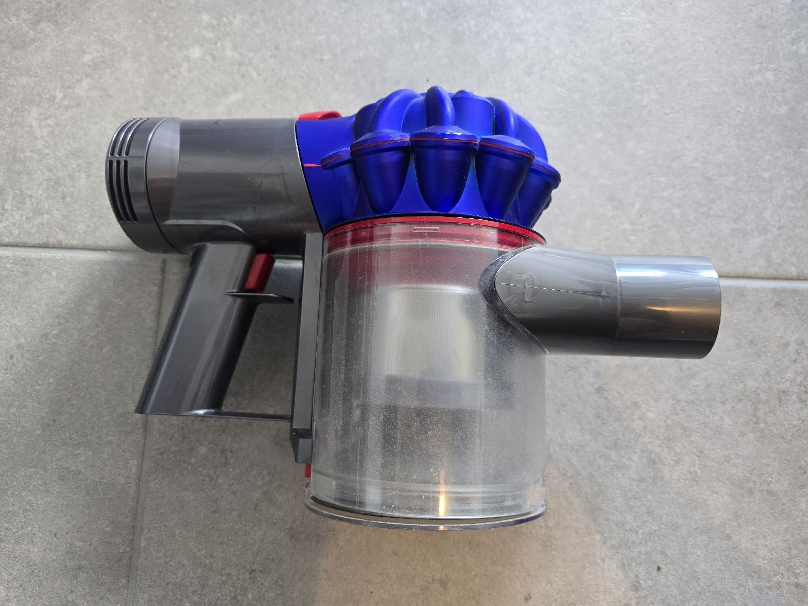 Dyson Aspirapolveri & Accessori: dyson v7 – Difettoso da La Chaux-de-Fonds venduto da orelg