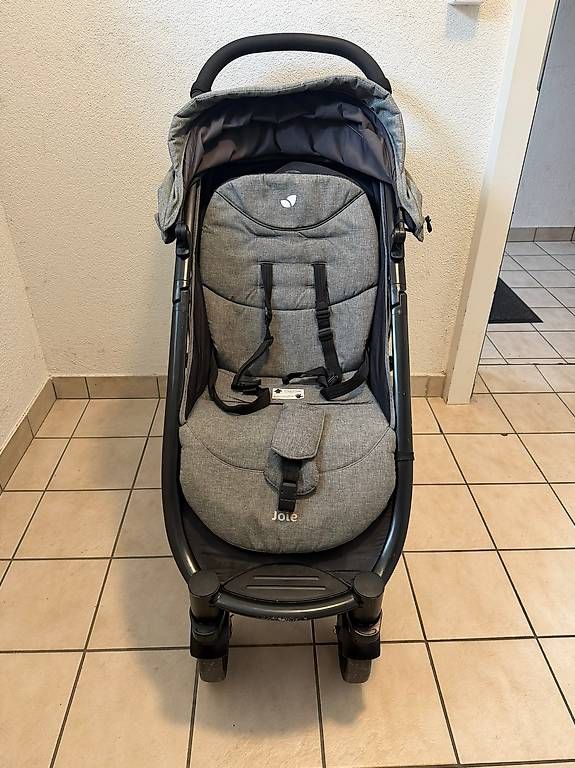 Joie Kinderwagen: Joie Litetrax Kinderwagen – Gebraucht aus Kriens von Rina456 1