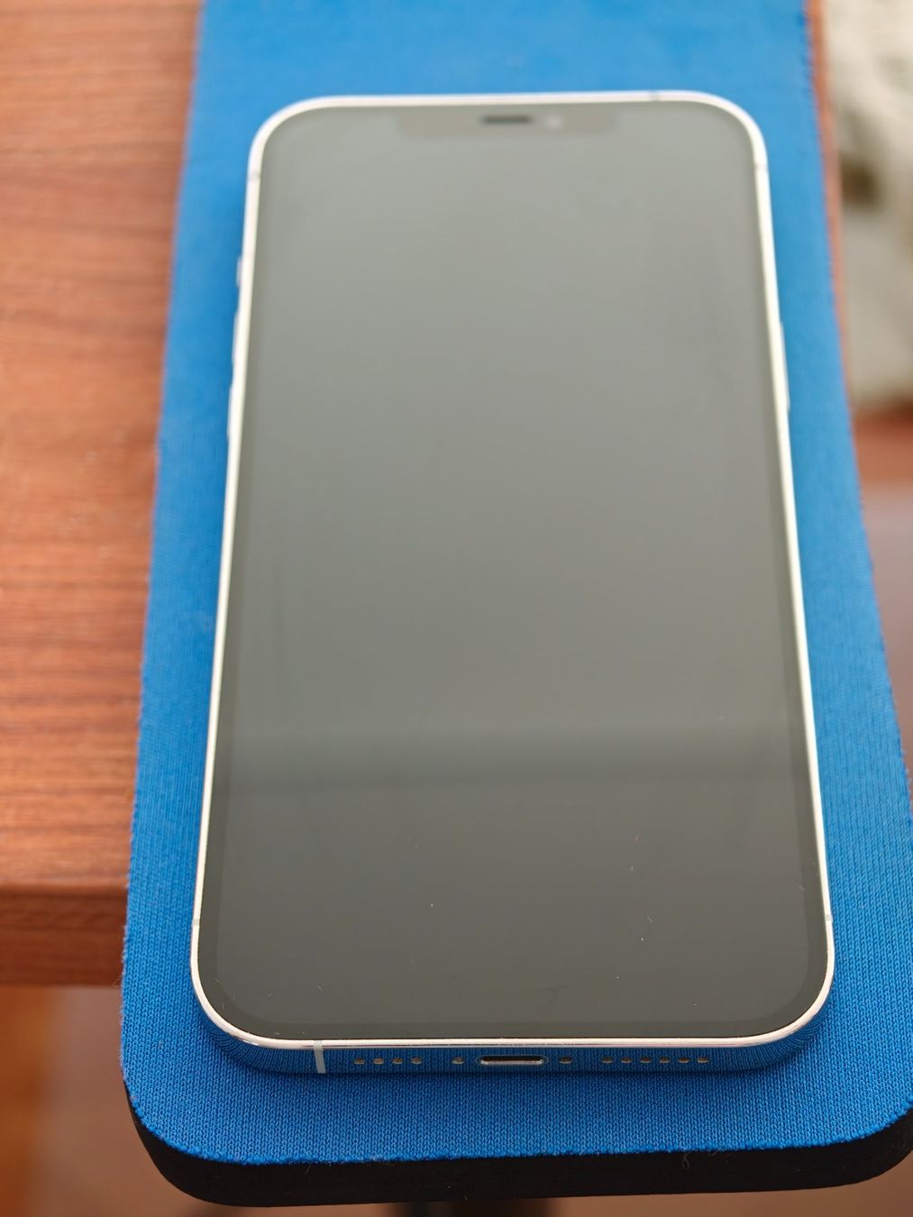 Apple Telefoni cellulari / Smartphones: Apple iPhone 12 Pro Max in Topzustand – Usato da Kirchberg SG venduto da B1678 1