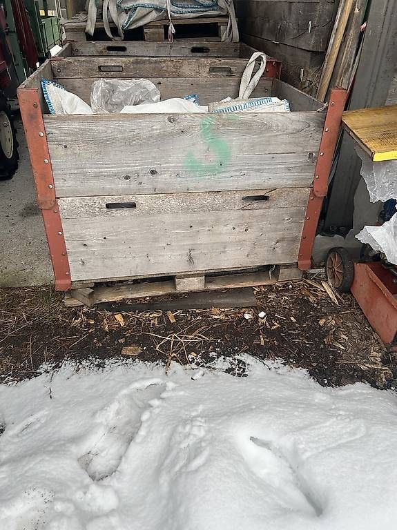Pallets: Contorno palette SBB – Usato da Rossa venduto da diversi01