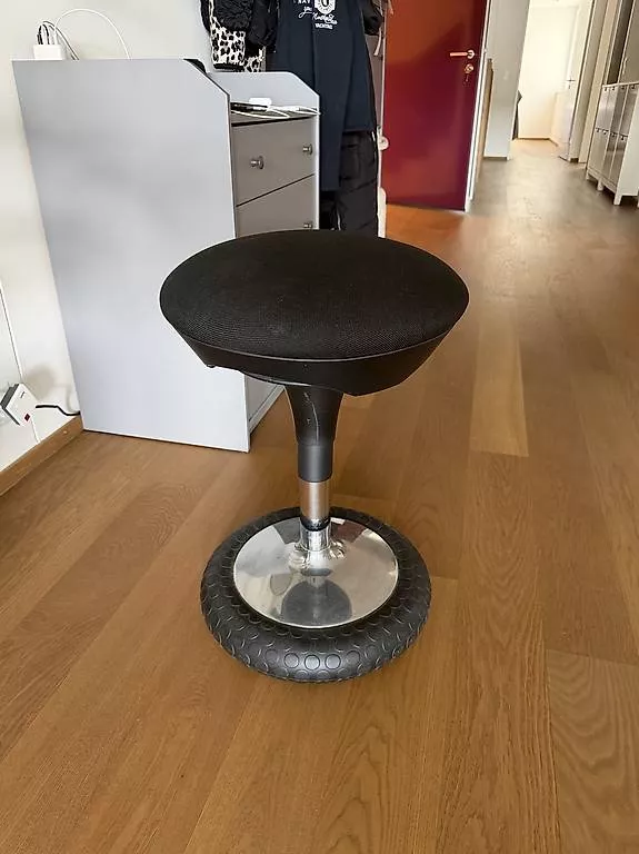 Tabourets: Bürohocker  – D'occasion à Schlieren par Jule_z 2