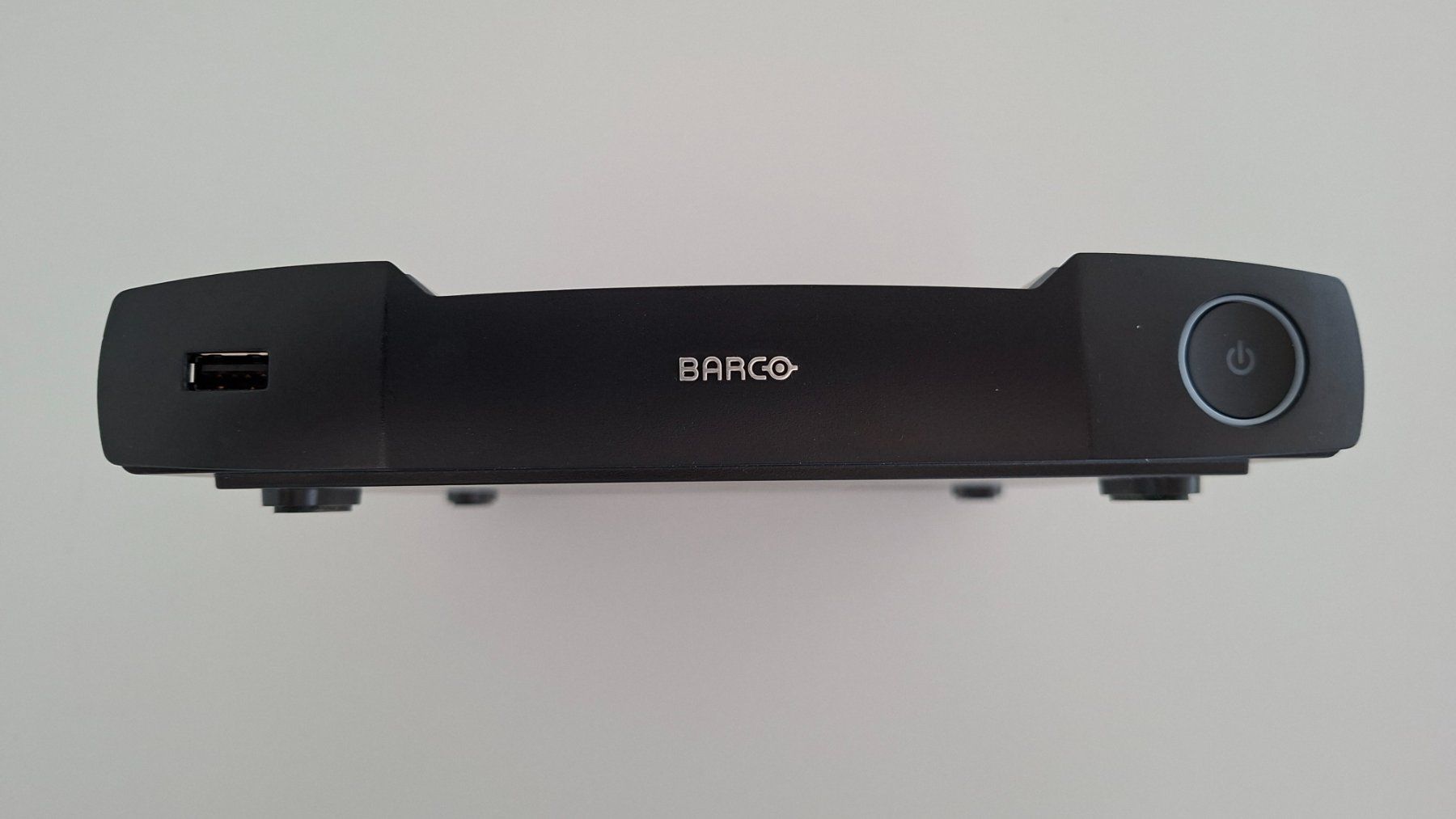 Barco Unità & Adattatore: Barco ClickShare CSE-200+ Konferenzsystem mit 3 Buttons – Usato da Hünenberg See venduto da Papilionidae 4