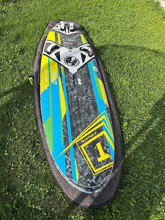 Planches de surf: TABOU Windsurf board ROCKET LTD 2017 – D'occasion à Triesen par ParZival79
