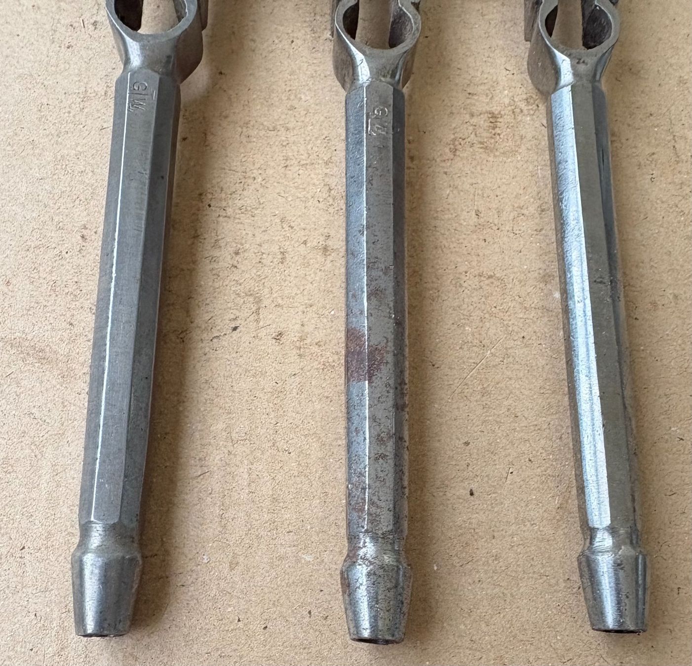 Tutti gli attrezzi: VINTAGE HANDFEILKOLBEN – Usato da Ostermundigen venduto da wini63 1