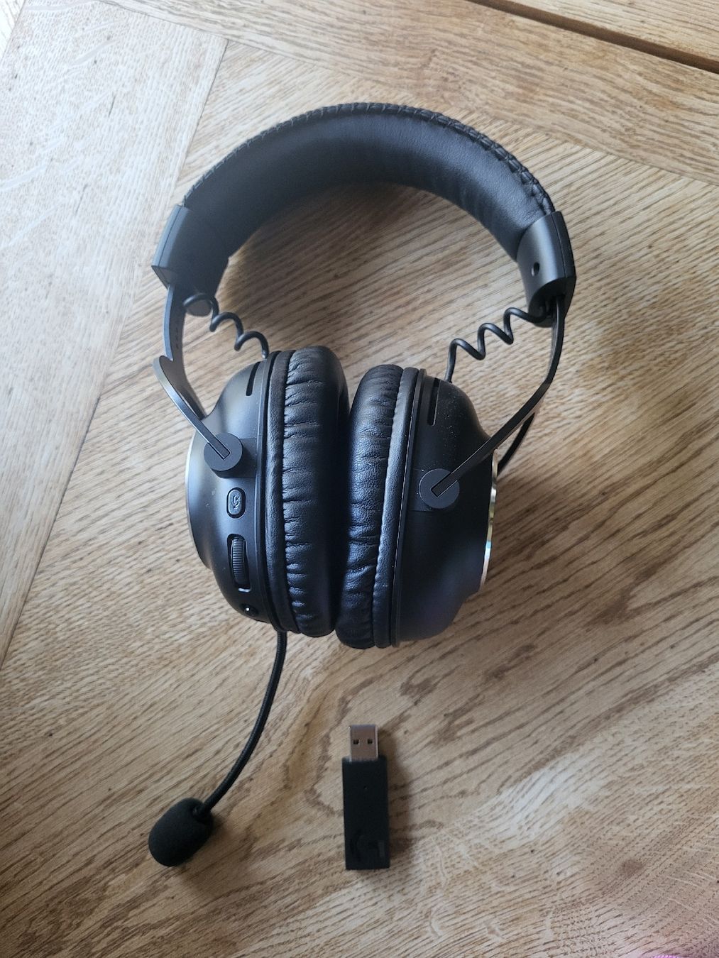 Logitech Kopfhörer: Logitech G PRO X Wireless Gaming-Headset – Gebraucht aus Gossau SG von iri_f8ht 2