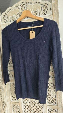 Pull femme Tommy Hilfiger bleu marine maille tressée