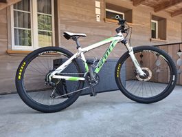 Scott Scale 730 Contessa Bike