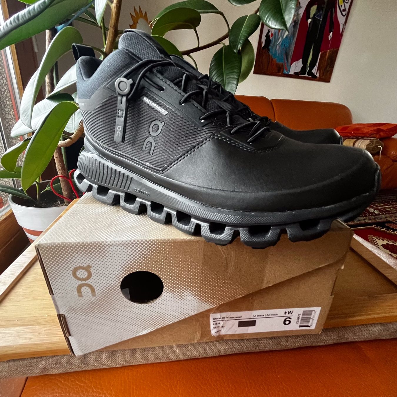 On Chaussures femmes: On Cloud Cloud Hi Wasserdichte Schuhe Gr. 37, Winter – Neuf avec emballage d'origine à Tafers par JP911