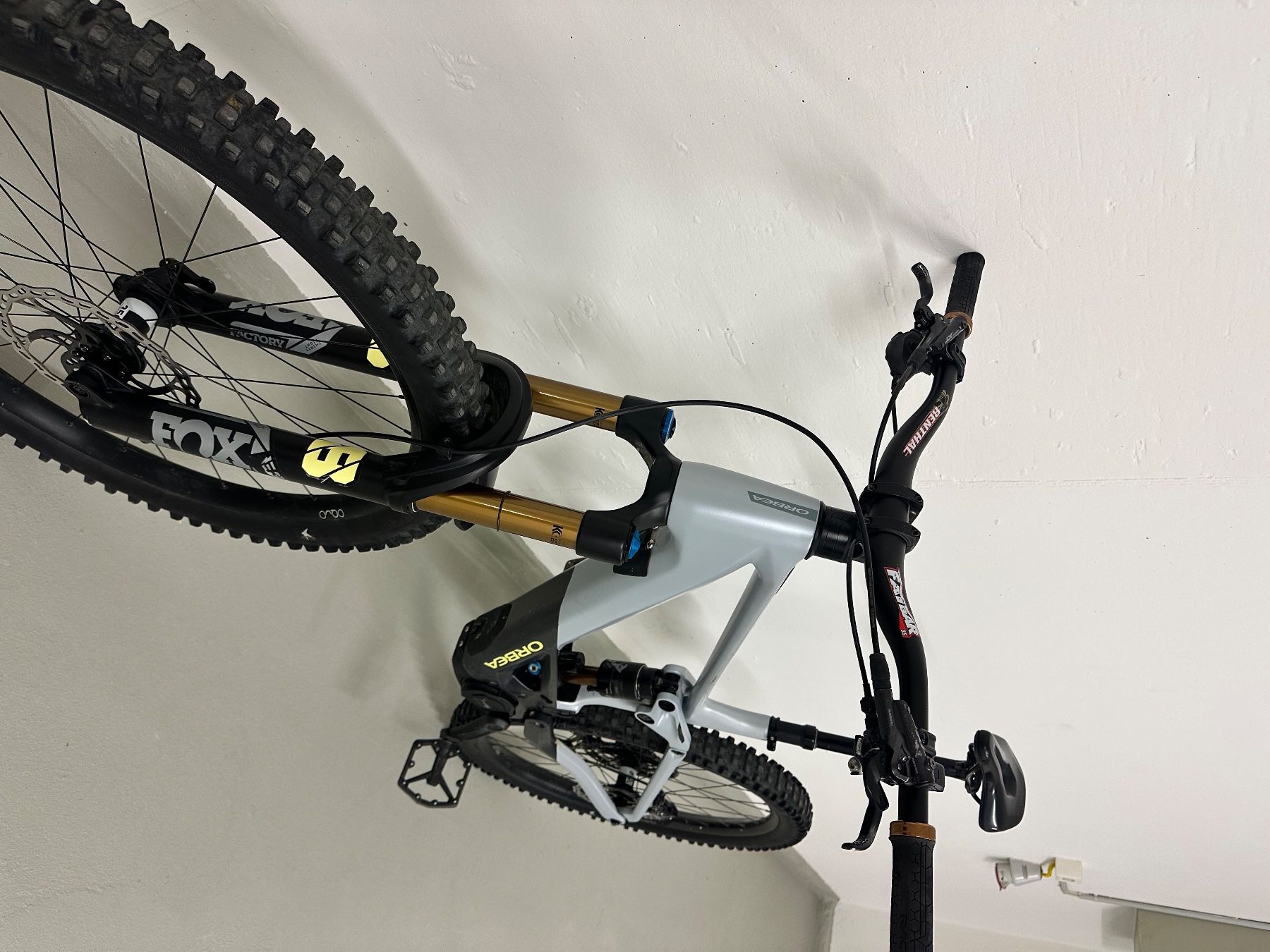 Orbea Biciclette: Orbea Wild M-Team 2025 mit Garantie – Usato da Wallisellen venduto da vs92 7
