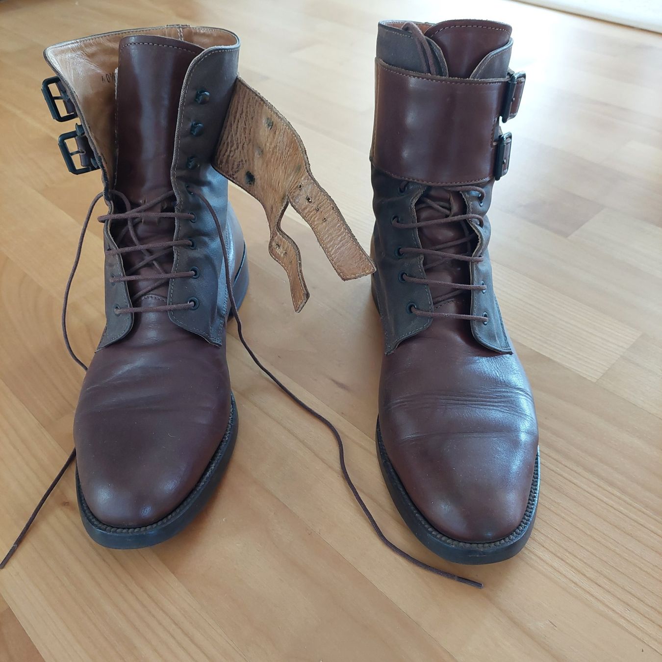 Bally Damenschuhe: Stiefelette braun von Bally – Gebraucht aus Egg von PetKa2