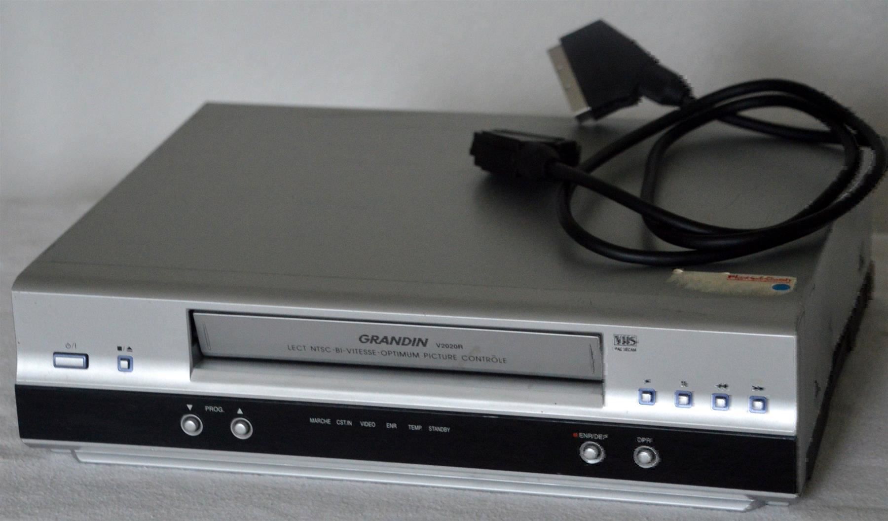 Aufnahmegeräte: Videorecorder VHS Grandin V2020R magnétoscope – Gebraucht aus Collonges von arashee 1