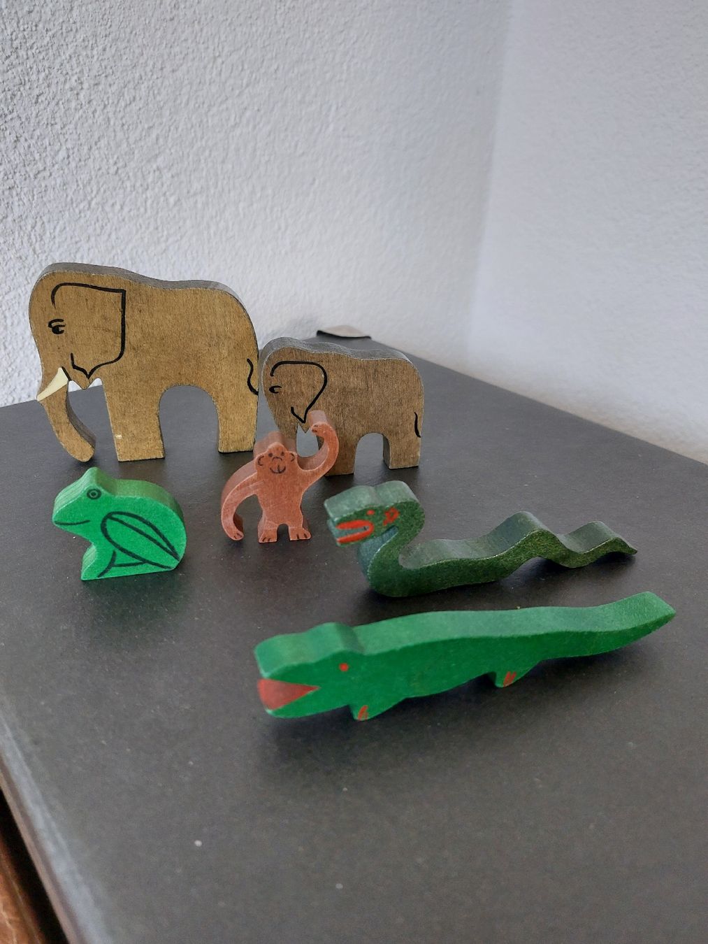 Spielzeuge: Holztiere Set 6-teilig  – Gebraucht aus Wetzikon ZH von LTFKL5 1