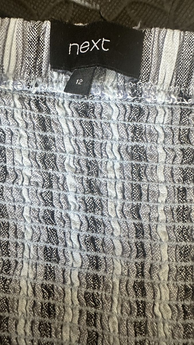 Lotti di vestiti: Combinaison rayée NEXT  lin, taille 40 + veste Calvin Klein – Usato da Vuippens venduto da ale_6gkb 3