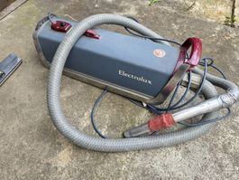 Antiquität: Electrolux Staubsauger ZE70, vintage, läuft