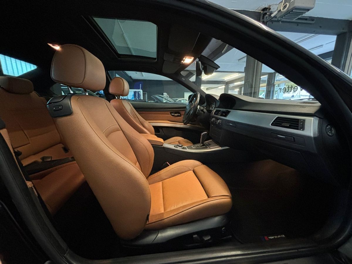 BMW Automobili: Bmw e92 335i M Paket – Usato da Ermatingen venduto da vad_82p5 7
