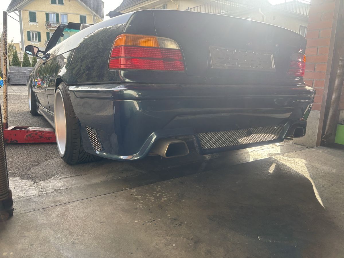 BMW Tutti pezzi di ricambio auto: BMW E36 Heckstange Tuning Limousine, Coupe, Cabrio – Usato da Grosswangen venduto da ASH1995 3