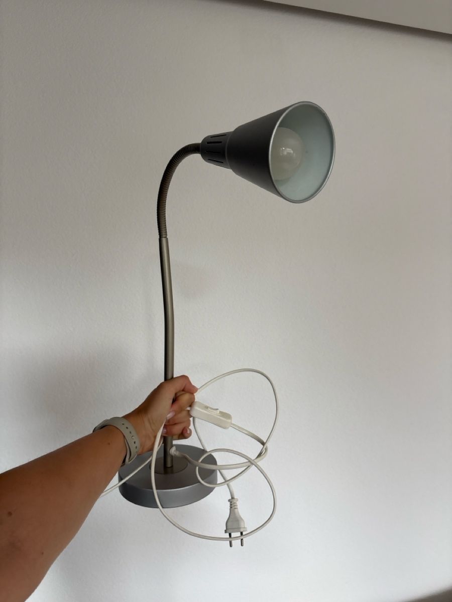 Lampen: Tischlampe silber – Gebraucht aus Schliern b. Köniz von jenniferleanda 1