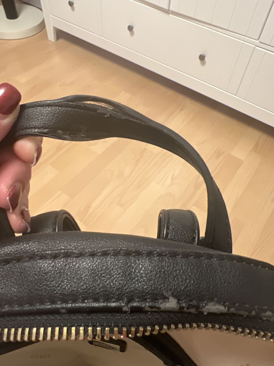 Guess Zaini: Schwarzer Guess Rucksack, Los Angeles! – Usato da Thun venduto da Golden-Gate 2