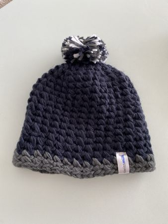 Warme Wintermütze gestrickt mit Bommel, Gr. 54/55