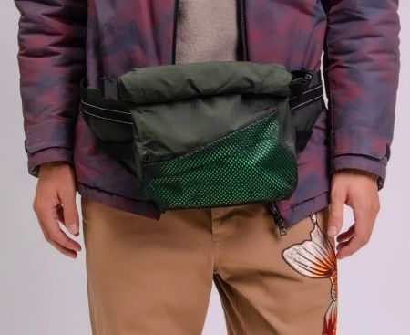 UVP900€ BOTTEGA VENETA Rolltop Bauchtasche
