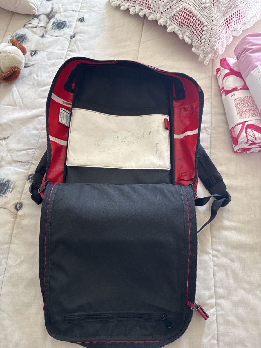 Freitag Rucksäcke: Freitag Rucksack Rot – Gebraucht aus Zürich von Dario64 3