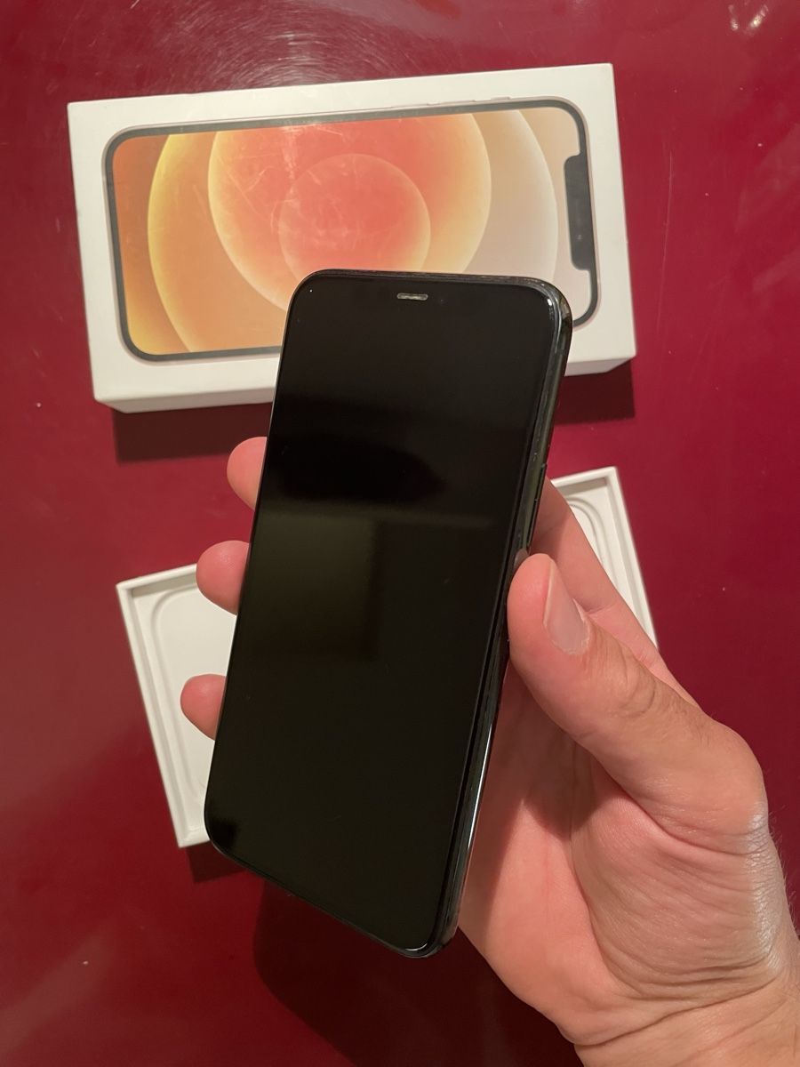 Apple Handys / Smartphones: iPhone 11 Pro 64 GB - Vert nuit  – Gebraucht aus Genève von captain_price 8