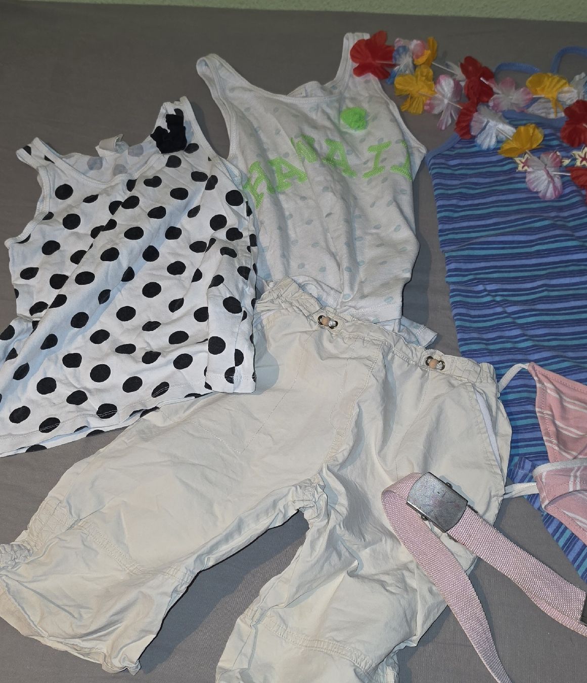 Kleiderpakete & -sets: Sommer Set Mädchen Kleider Gr.116/128 – Gebraucht aus Zürich von Ralaualiyas 1