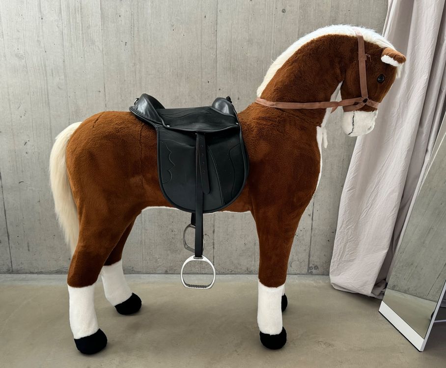 Elegantes Spielpferd Zum Reiten Ebenbild