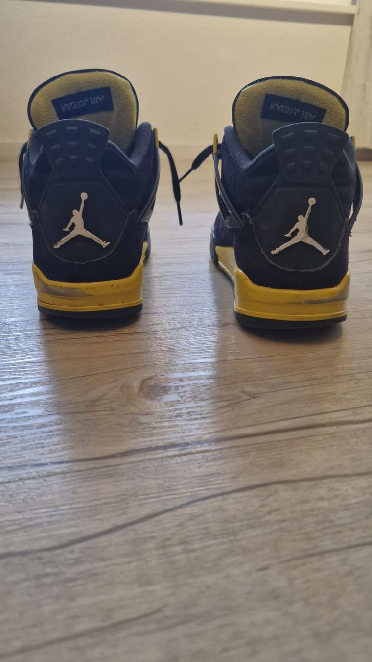 Jordan Scarpe da uomo: Jordan 4 yellow thunders Gr.41 mit Box – Usato da Villmergen venduto da onyx.50 2