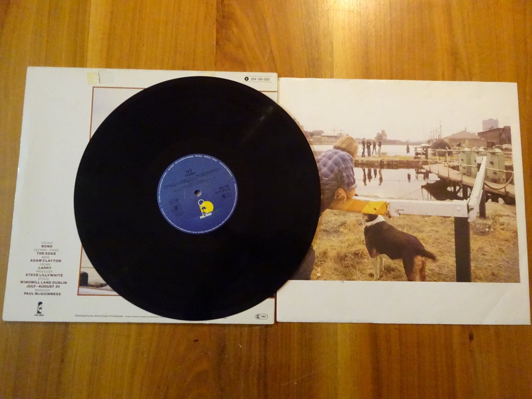 Schallplatten: U2 ** OCTOBER – Gebraucht aus Luzern von xrayspex99 3
