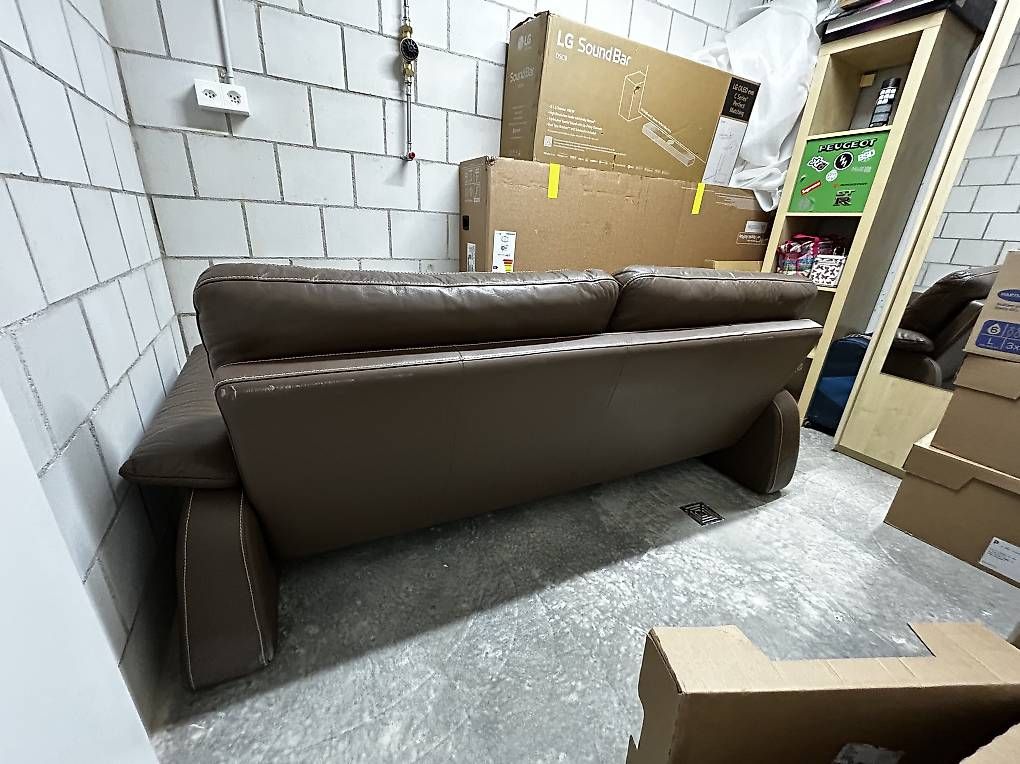 Sofas: Leder Sofa – Gebraucht aus Biberist von rem_pbz6 4