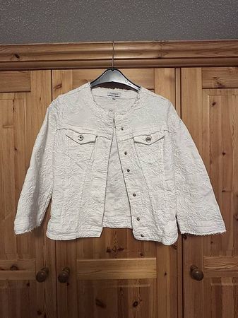 Neu Damenjacke Grösse M