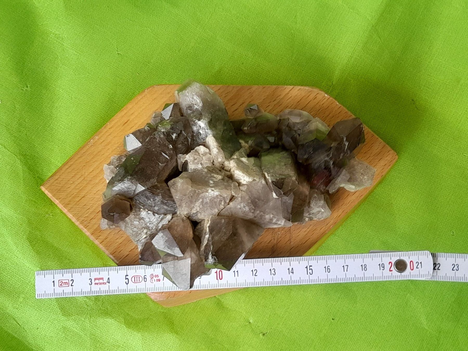 Minerali & Pietre curative: Rauchquarz-Stufe – Usato da Aeschi b.Spiez venduto da 52_wochen 5
