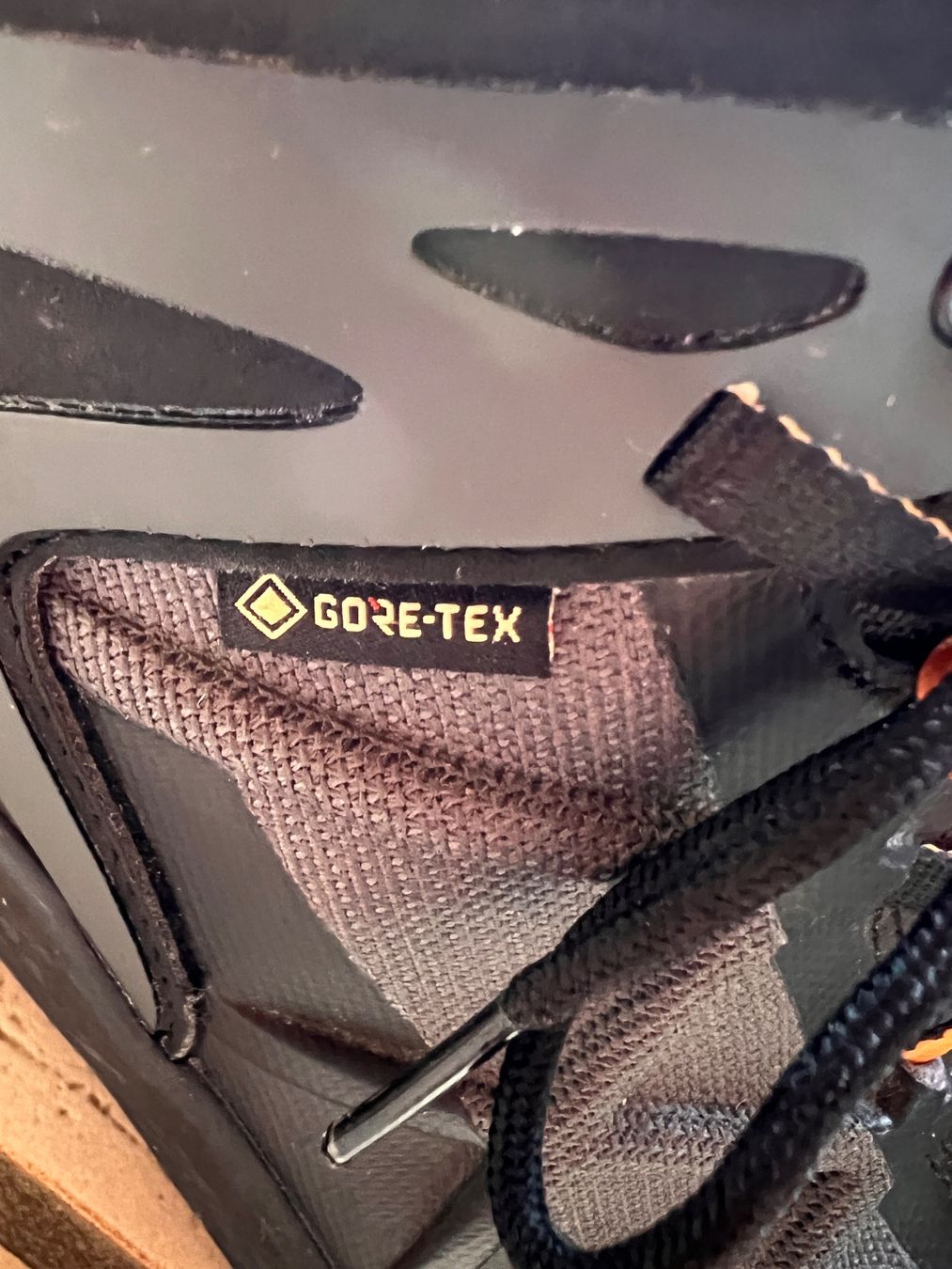 Scarpe da uomo: AKU Rocket DFS Goretex EU 46.5 (US12) – Usato da Obersaxen venduto da jan_r6p6 2