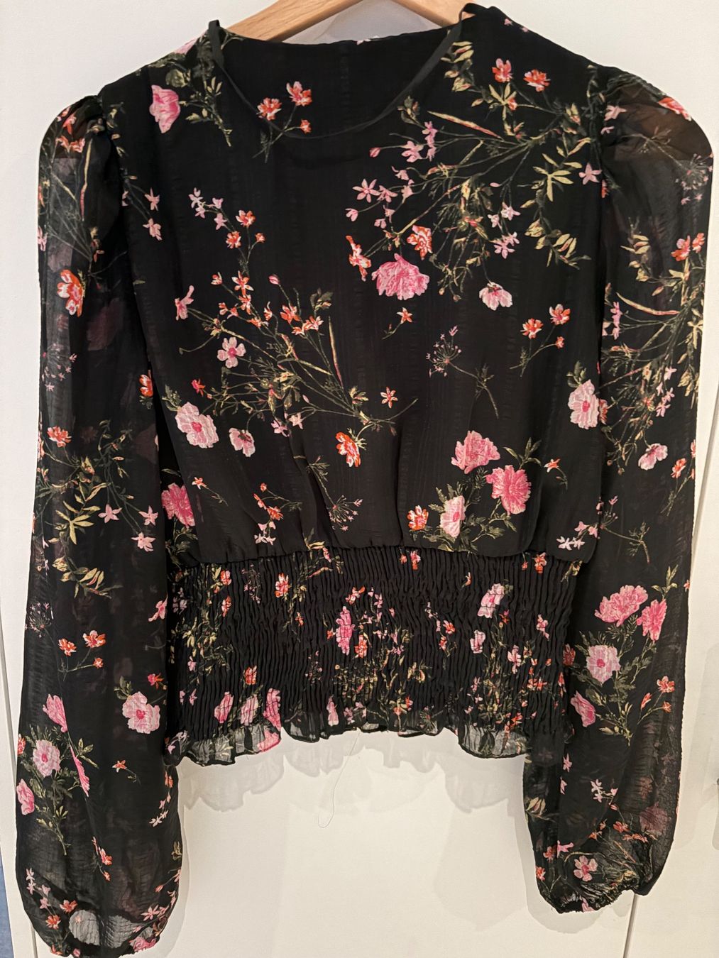 Vero Moda Tops: Oberteil Vero Moda Gr.S – Neuf (Voir description) à Domat/Ems par sar_q5bm 1