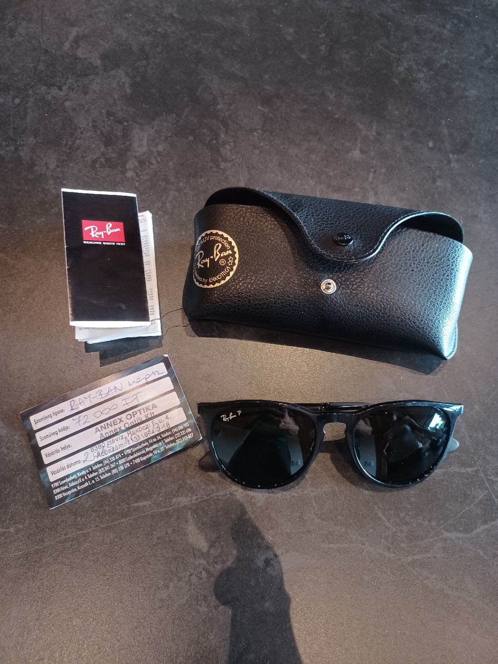Ray-Ban Occhiali & Lenti: Rey-Ban Damen Sonnenbrille – Usato da Oberwil b. Büren venduto da dodge08