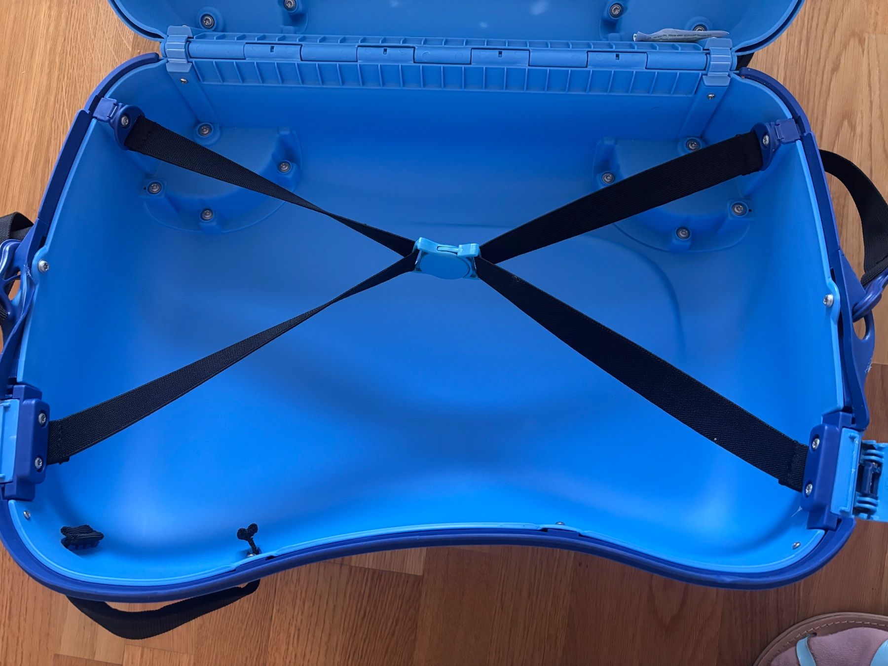 Samsonite Valises de voyage: Kinderkoffer von Samsonite (Mickey Mouse) – Neuf (Voir description) à Bern par kha_5nq6 7