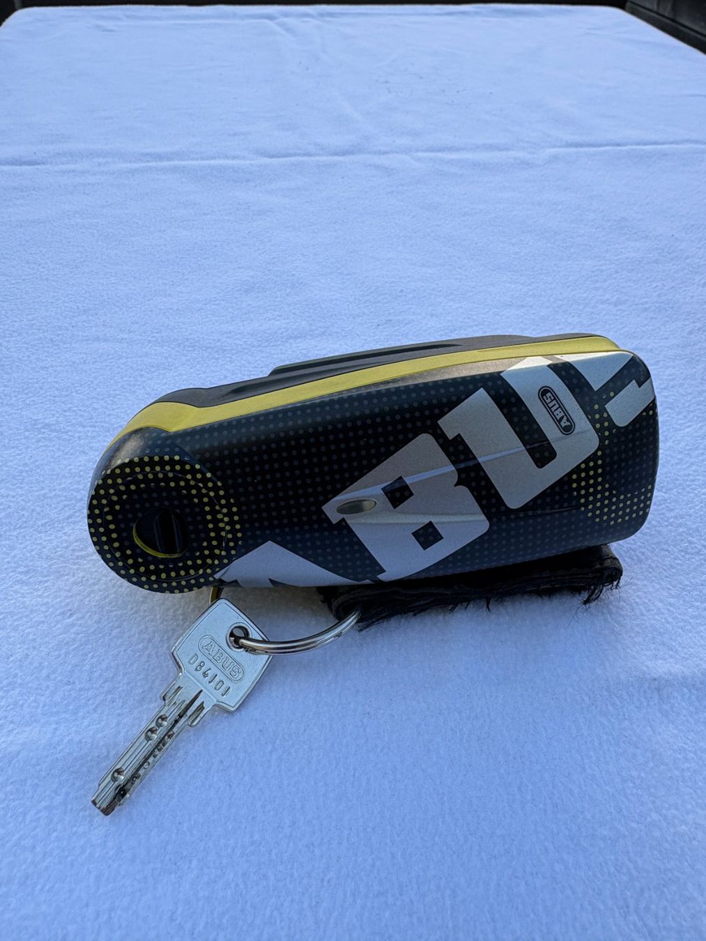 Abus Schlösser: ABUS Bremsscheibenschloss elektronisch – Gebraucht aus St. Moritz von foppa49