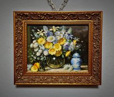 Vintage Blumenstillleben mit gelb-weißen Blumen, goldgerahmt