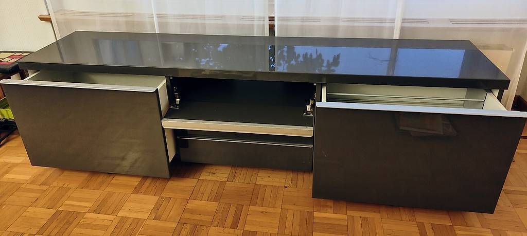 Ikea TV Möbel: Sideboard IKEA Besta – Gebraucht aus Goldach von Platinum7 1